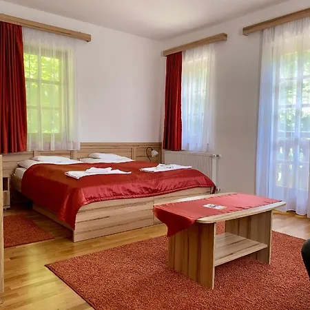 Vadaszhaz Hotel Szelcepuszta