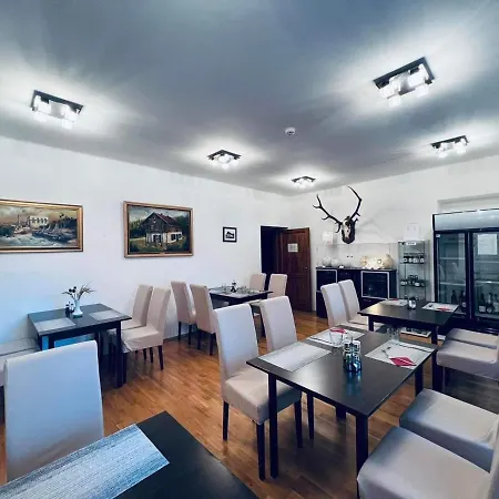 Hotel Vadaszhaz Szelcepuszta